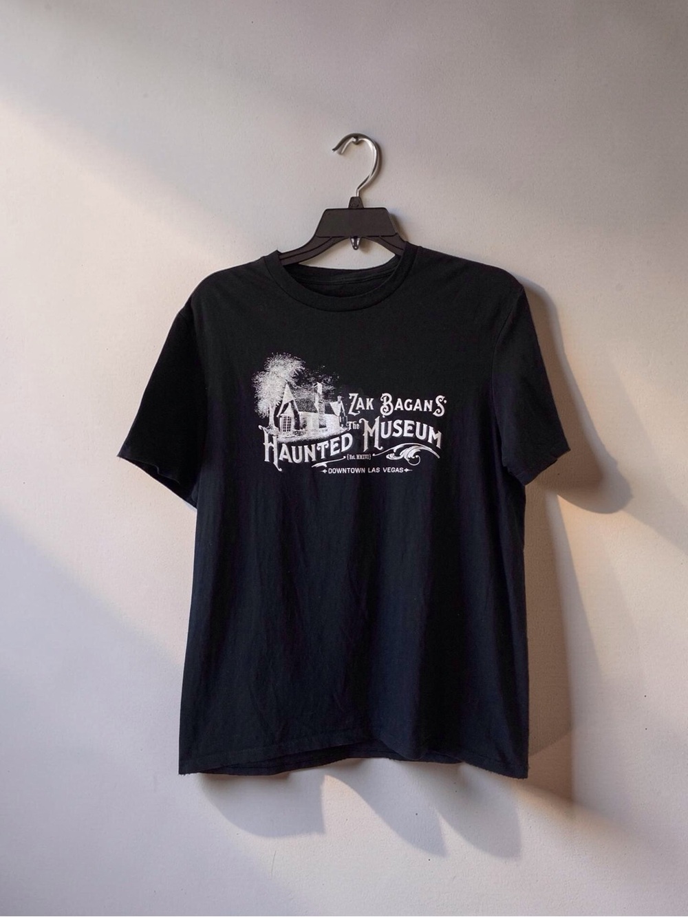 Zak Bagans Haunted Museum Short-Sleeve Tee - Black Graphic Tee NWOT XL